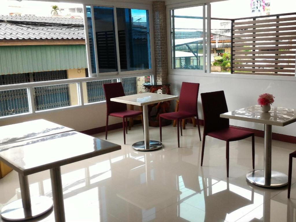 V-House Hotel Trang Εξωτερικό φωτογραφία